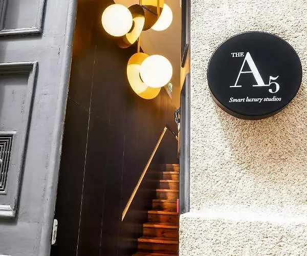 The A5 Smart Luxury Appartement *