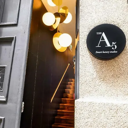 The A5 Smart Luxury Apartmán *